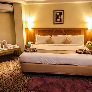 Premium Room King Bed High-Floor